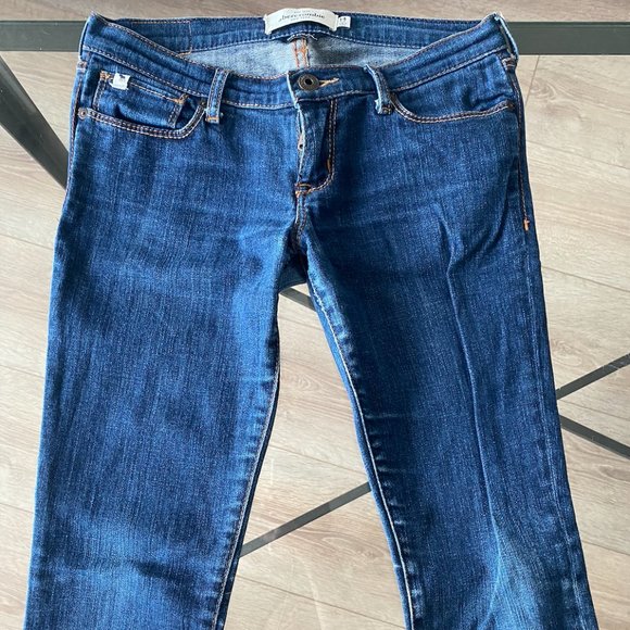 Low-Rise Jeans - Picture 2 of 3